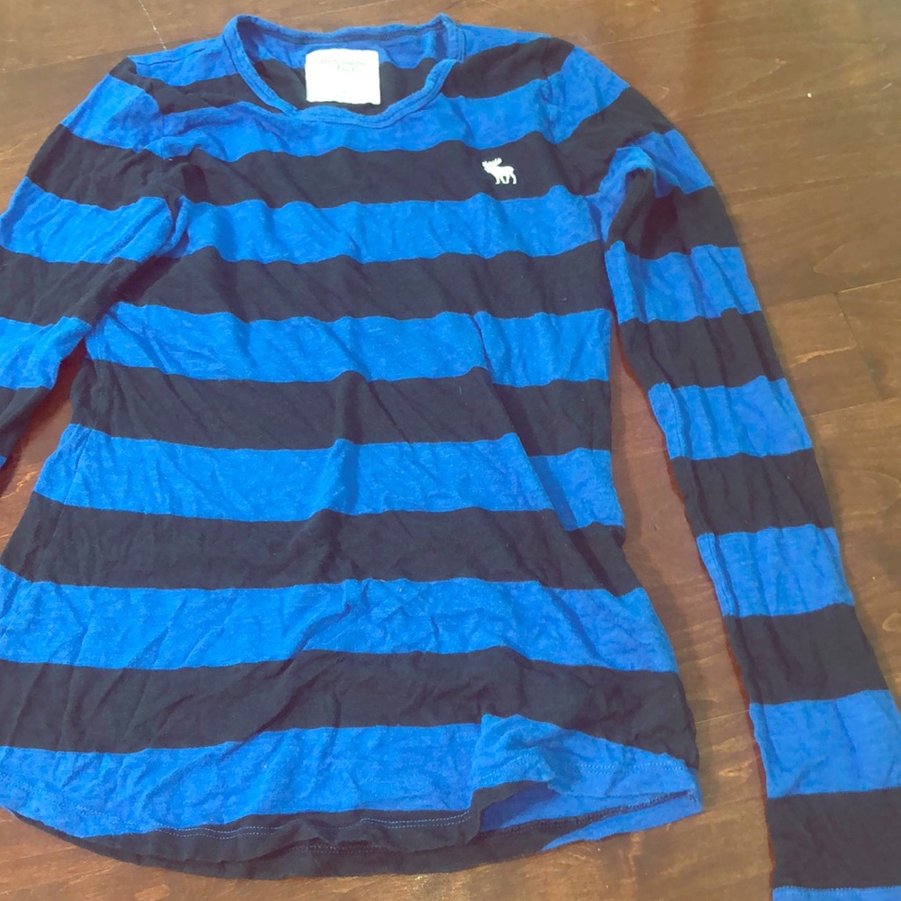 Abercrombie and Fitch Long sleeve T-shirt